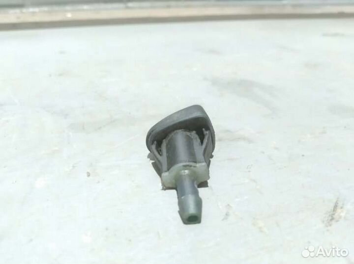 Форсунка стеклоомывателя передняя Kia Picanto 1.0