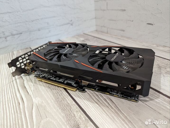 Gigabyte RX570 8 Gb