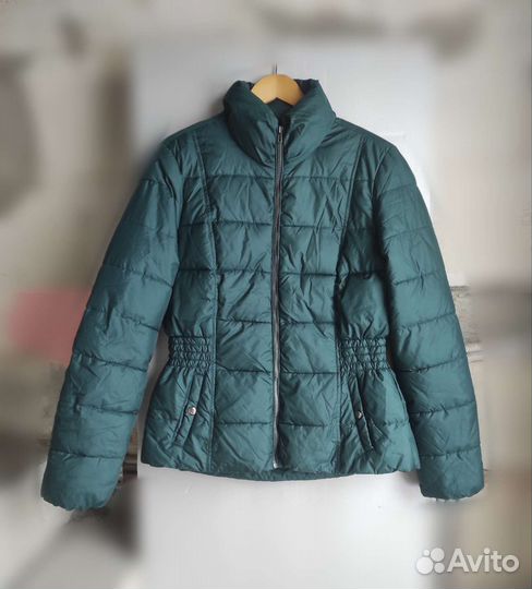 Куртка 46-48 приталенная демисезонная
