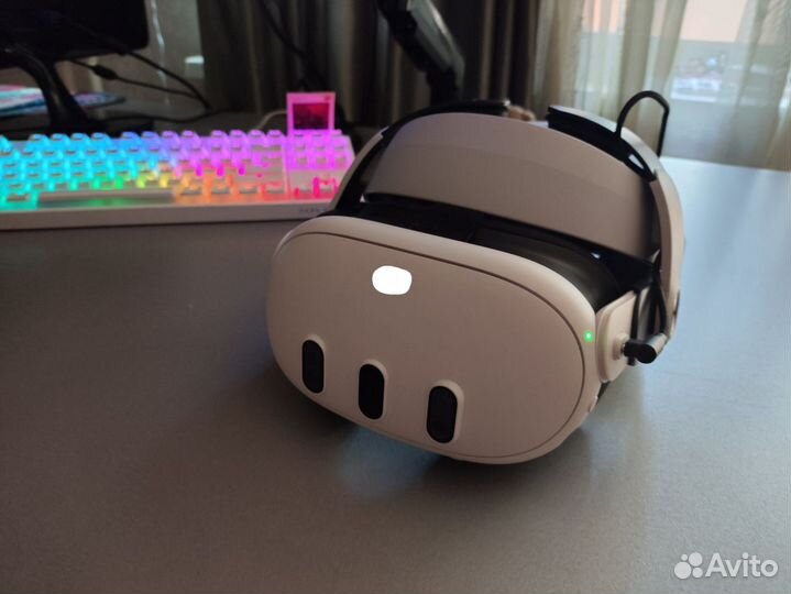 Oculus Quest 3 + bobovr m3 pro (Full) + Case