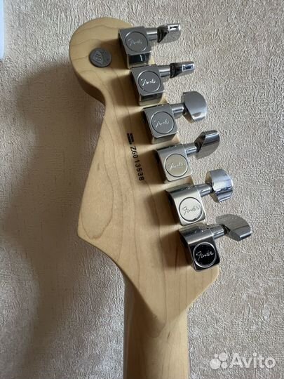 Гитара fender stratocaster