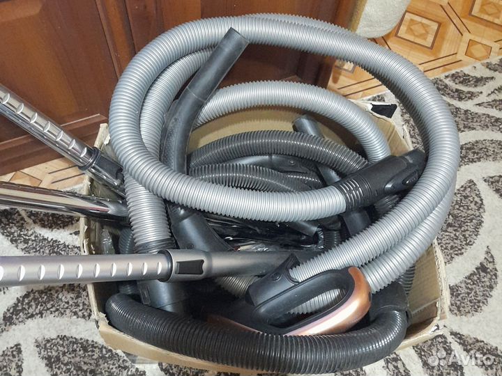 Шланг для пылесоса.труба.щетка