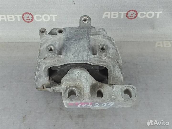 Опора двигателя Skoda Combi Scout