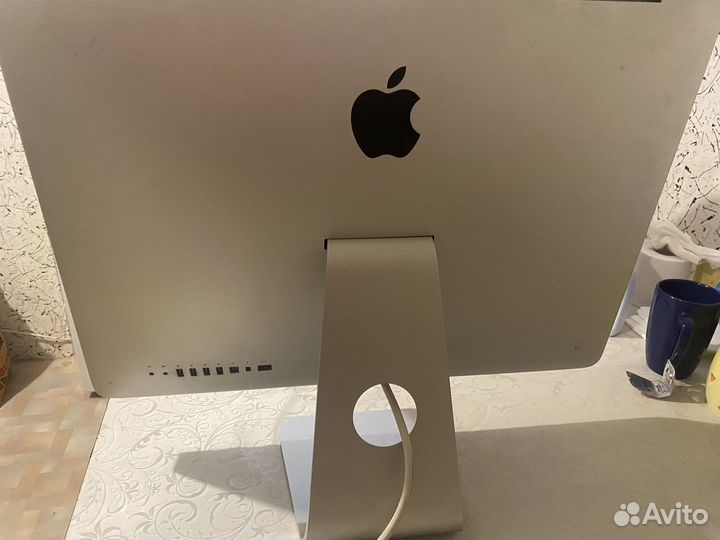 Apple iMac 21.5 2011