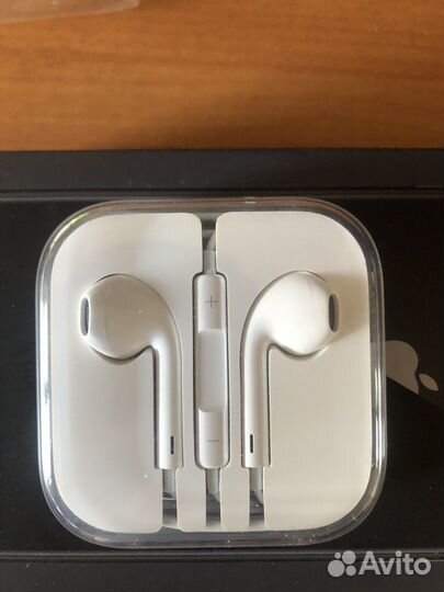 Наушники earpods