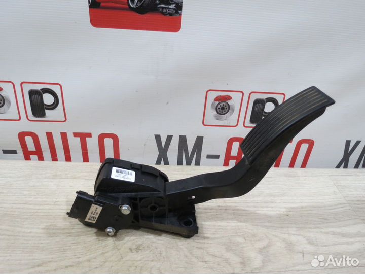 Педаль газа Hyundai Solaris