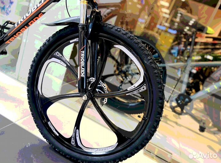 Велосипед на литых дисках