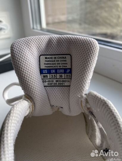 Кроссовки mizuno