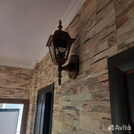 Настенный светильник бра