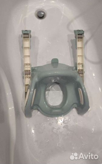 Детское сиденье на унитаз со ступенькой