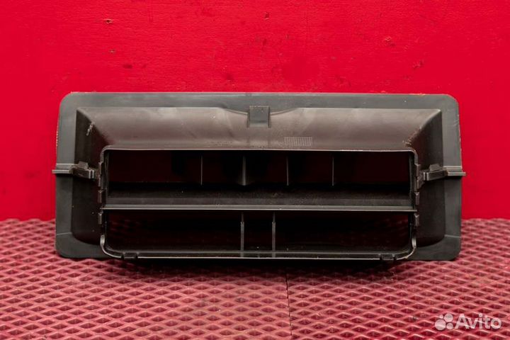 Решетка вентиляционная Audi A6 C7 chva 2013