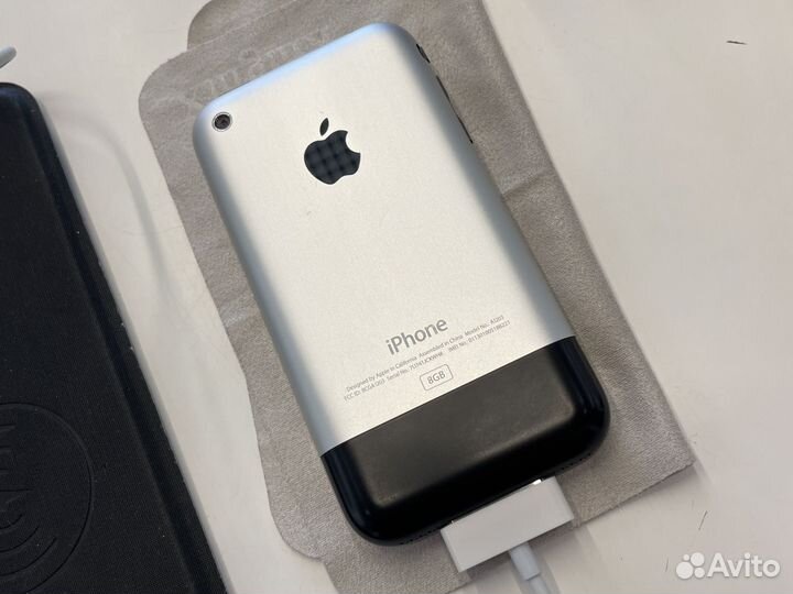 Мобильные телефоны бу iPhone 2g