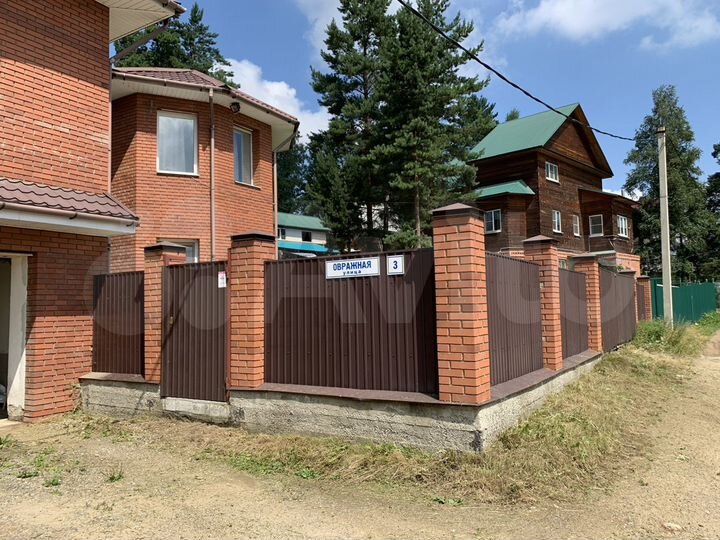 Коттедж 312 м² на участке 15 сот.