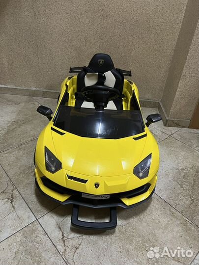 Электромобиль Lamborghini Aventador