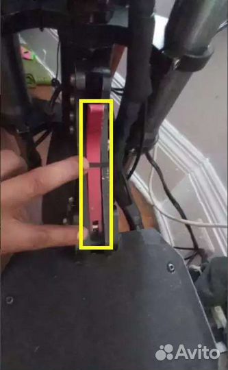 Проставка в механизм складыванияЭлектросамокат