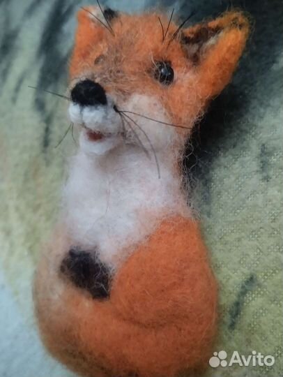 Брошь Лис валяная из шерсти