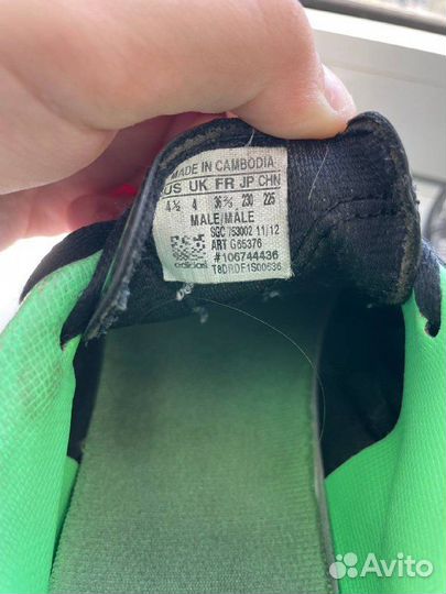 Футбольные шиповки адидас 36 размер