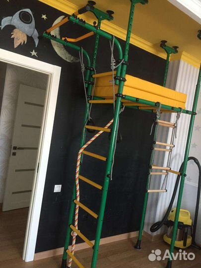 Детская шведская стенка