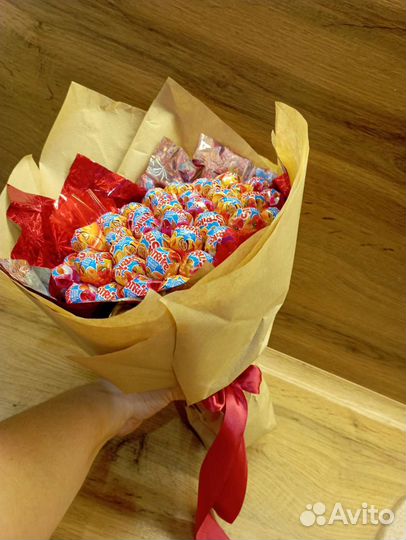 Букет из чупа чупсов