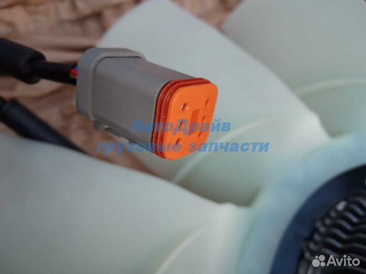 Вискомуфта с крыльчаткой 813 мм для автомобилей Ск