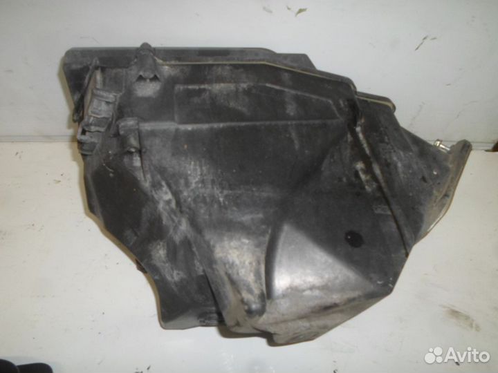 Корпус блоков S-класс W221 (2005—2009) Mercedes-Benz