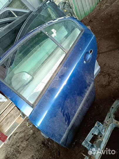 Задняя левая дверь octavia a4 tour