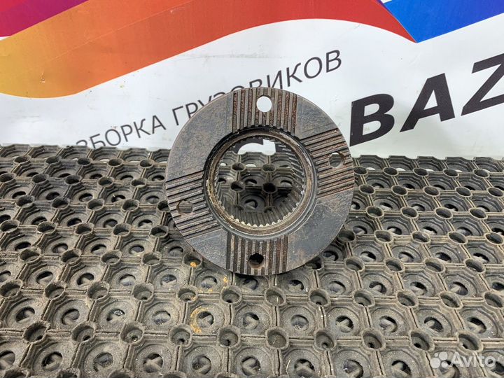 Фланец кпп ZF