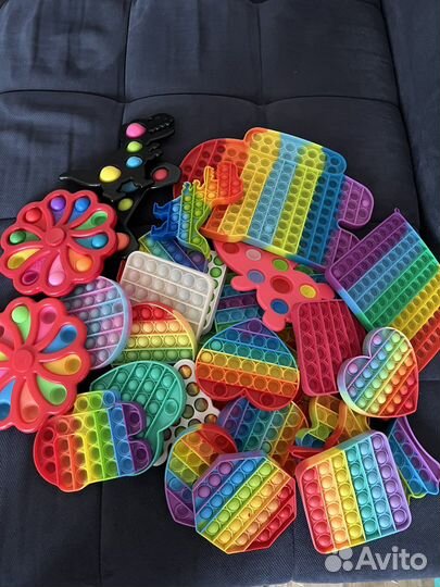 Поп ит и сипл димпл ящик (где то примерно 30 шт)