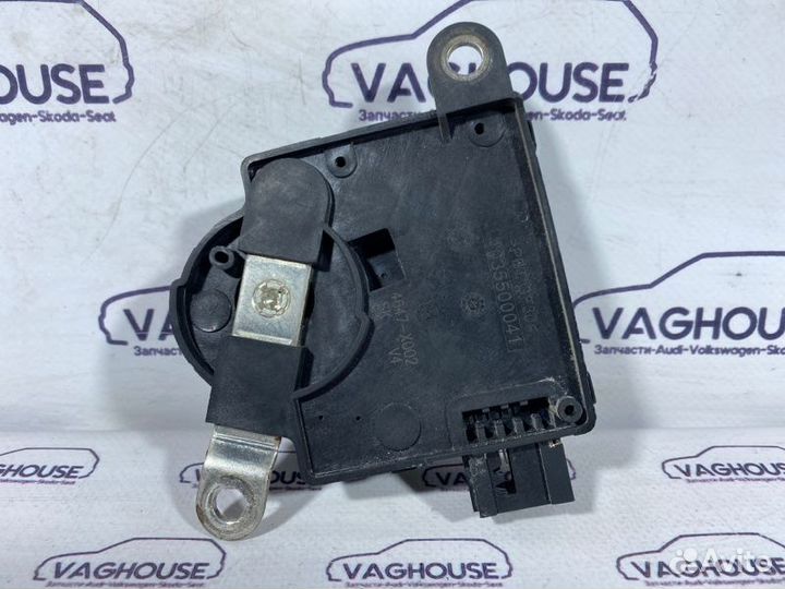 Блок электронный Audi A6 C6 3.2 BYU 2007