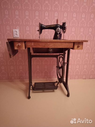 Швейная машина