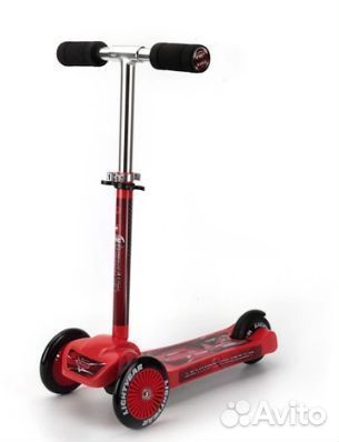Детский самокат трехколесный disney тачки