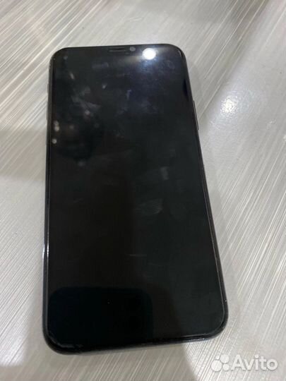 iPhone 11 Pro, 64 ГБ