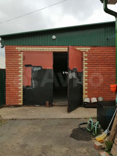 Дом 186 м² на участке 8 сот.