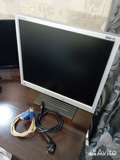 Монитор LG flatron