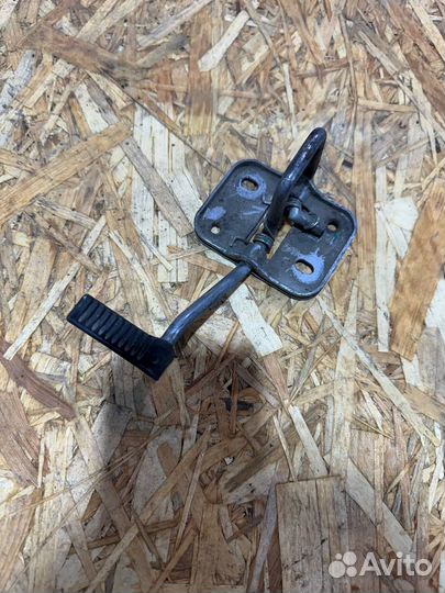 Крючок капота Volkswagen Polo Sed RUS 2011 6RU8231