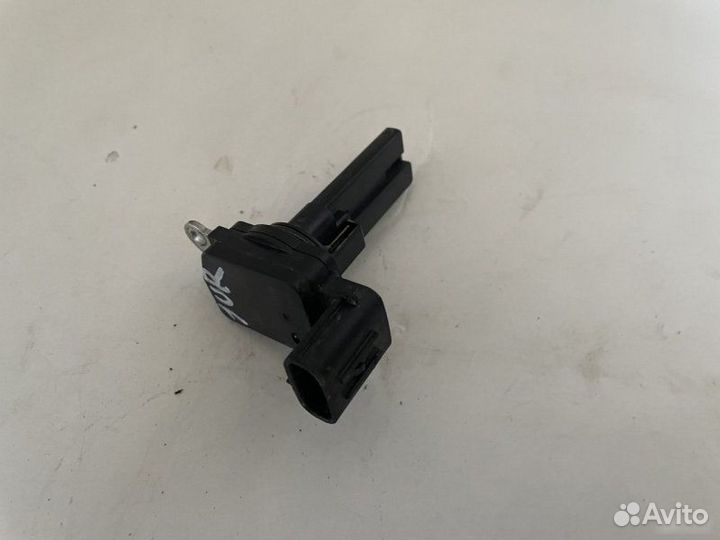 Датчик массового расхода воздуха двс Lexus Ls4