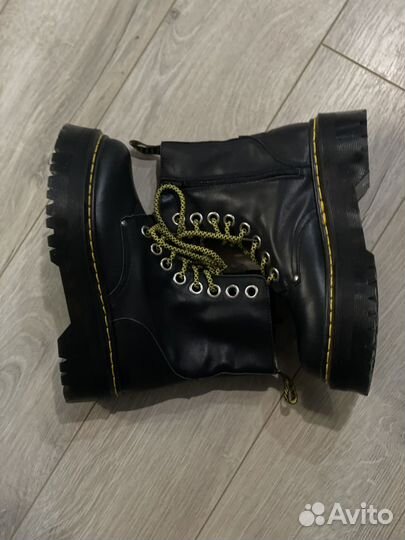 Ботинки женские демисезонные 39