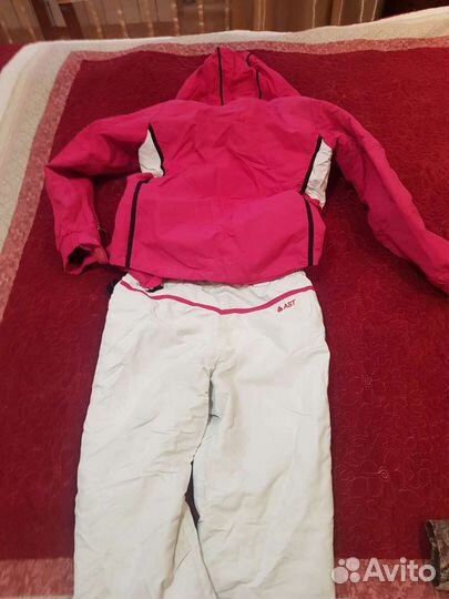 Горнолыжный костюм для девочки 146