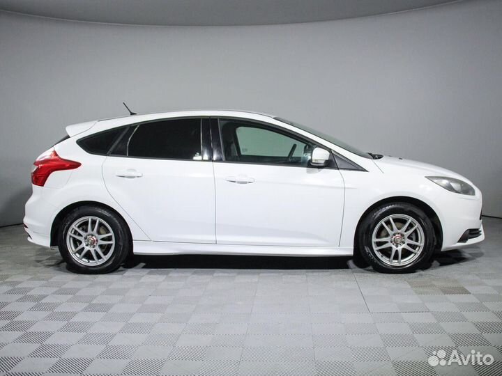 Ford Focus 1.6 МТ, 2013, 74 054 км