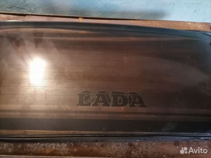 Заднее стекло на 2107 