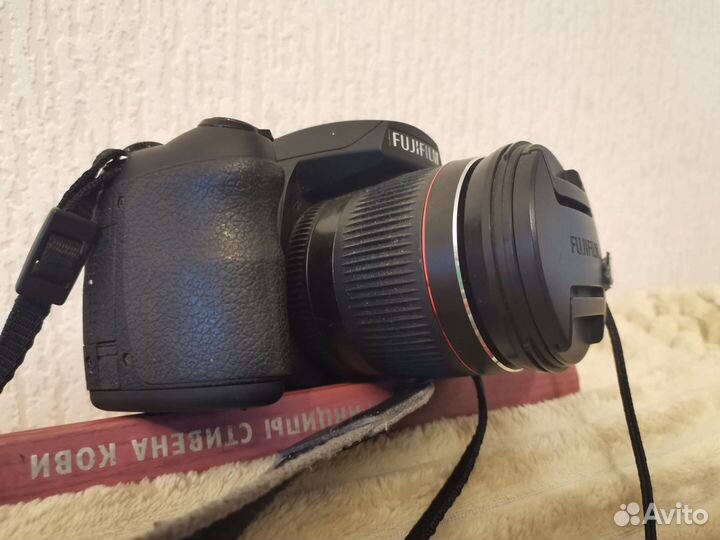 Зеркальный фотоаппарат fujifilm