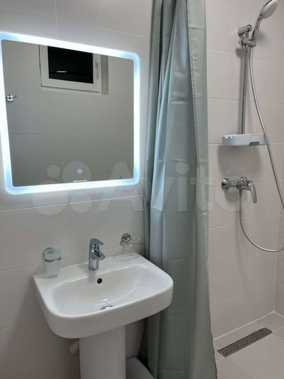 Комната 56 м², 1/3 эт.