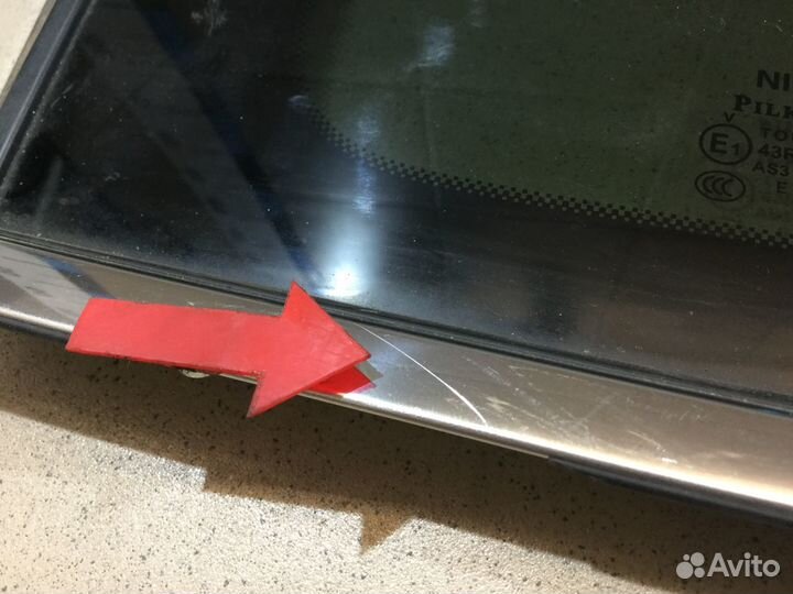 Стекло кузовное левое Ниссан Кашкай (J11)