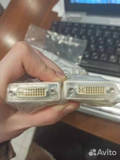 Переходник Dms-59 на два DVI-I