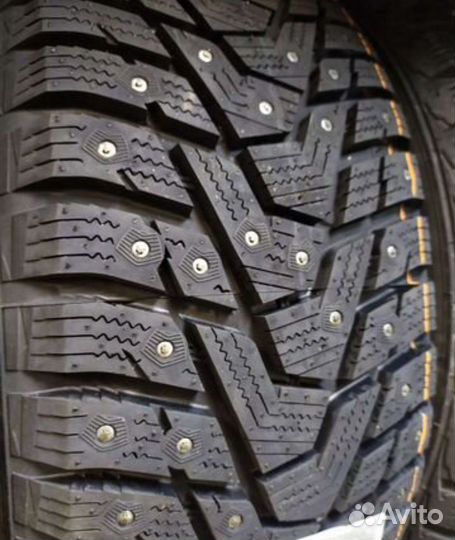 Hankook Winter I'Pike RS2 W429 235/45 R18