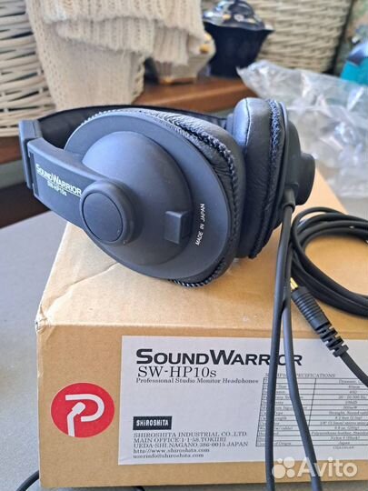 Полноразмеры наушники Япония Sound Warrior swhp10s