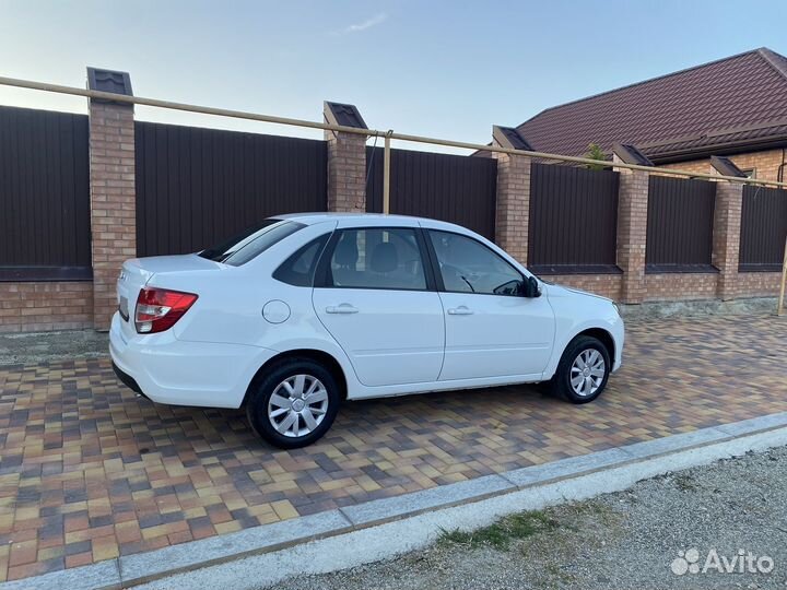 LADA Granta 1.6 МТ, 2021, 62 000 км