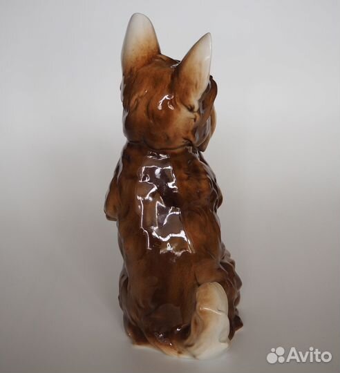 Фарфоровая статуэтка собака скотч-терьер