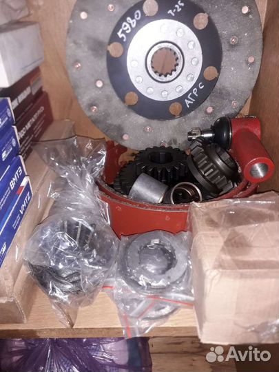 Запчасти на трактор т 25