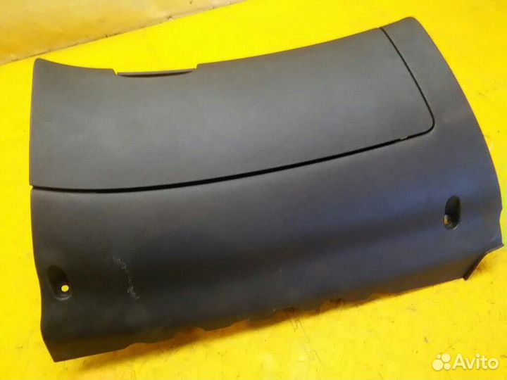 Бардачок Octavia (A5 1Z)